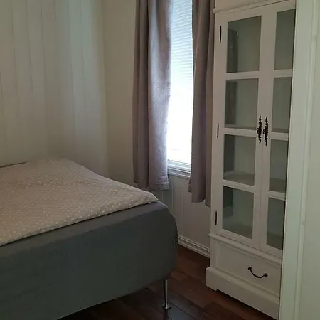 Vesteralen Guvag. Sea Views *