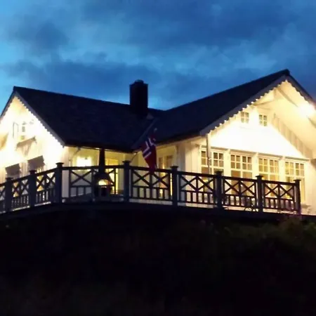 Vesteralen Guvag. Sea Views * Straumsjoen
